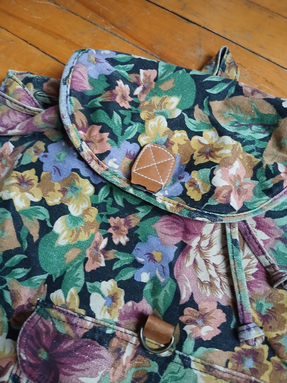 Floral Canvas Drawstring Backpack - Multicolor - Picture 2 of 4